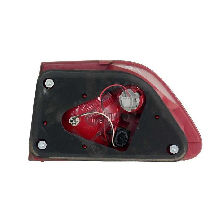 Stop interior stânga pentru SEAT Altea, OEM 5P8945093 143083