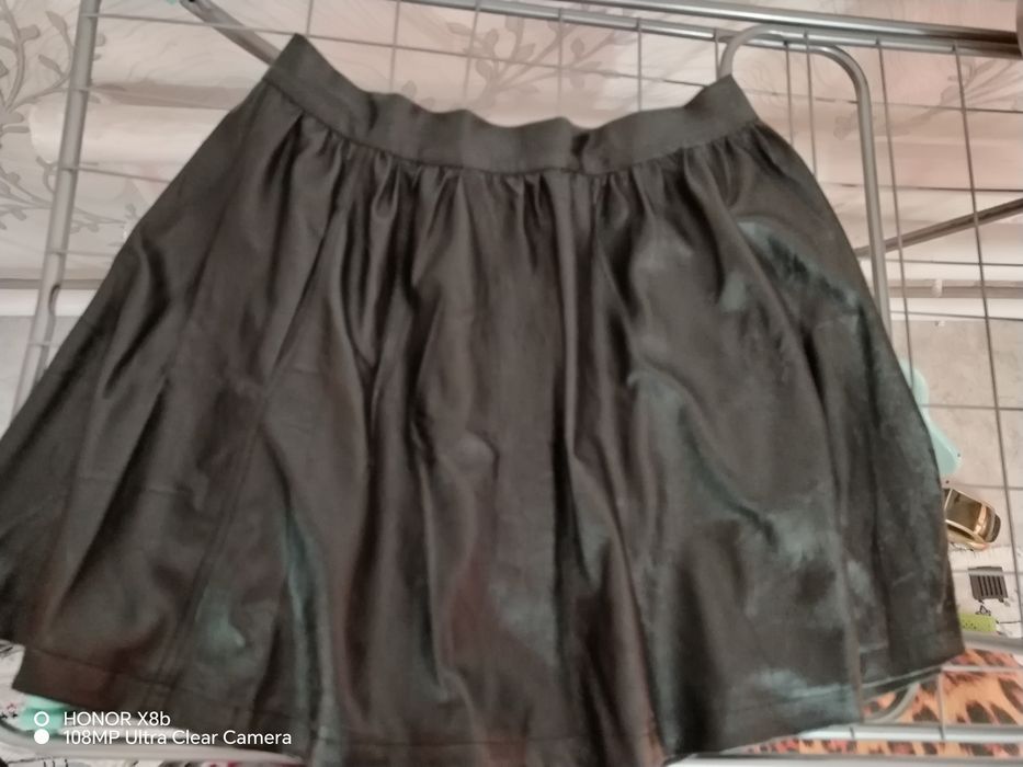 Женская юбка с блузкой