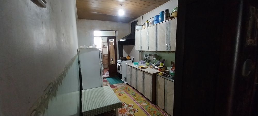 4x kv sotiladi Chirchiq sh. 82m²