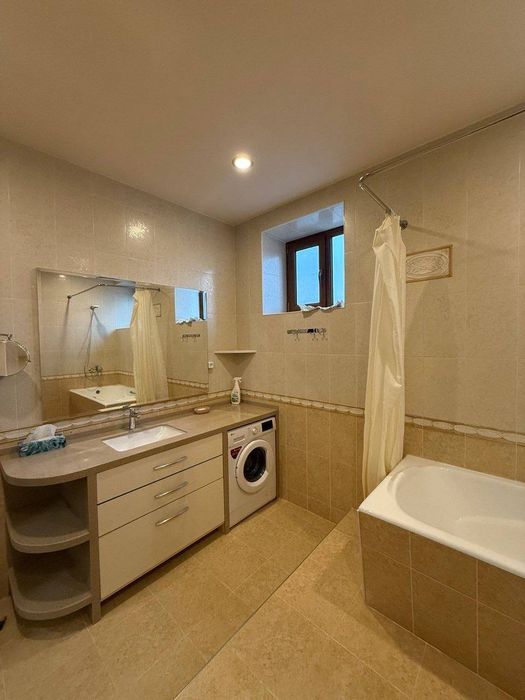 Продается 5ти ком квартира, ЖК Габус, ор-р: Госпиталка массив, 140м²