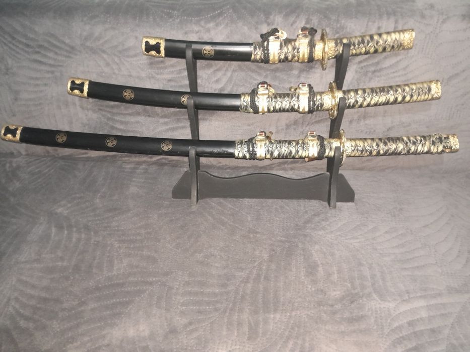 Игрушка сувенир 45000 теңге.