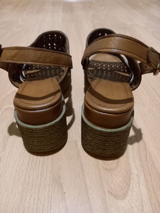 Женски сандали 39 номер