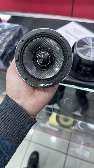 Alpine Status HDZ-653S