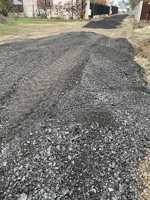 Frezat de Asfalat pentru drumuri , alei , terasamente