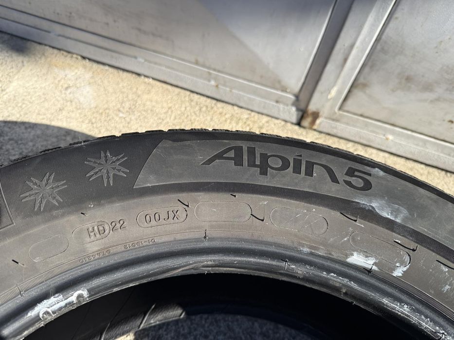 Michelin Alpin 5 – 215/65 R17-  зимни гуми 4 броя.