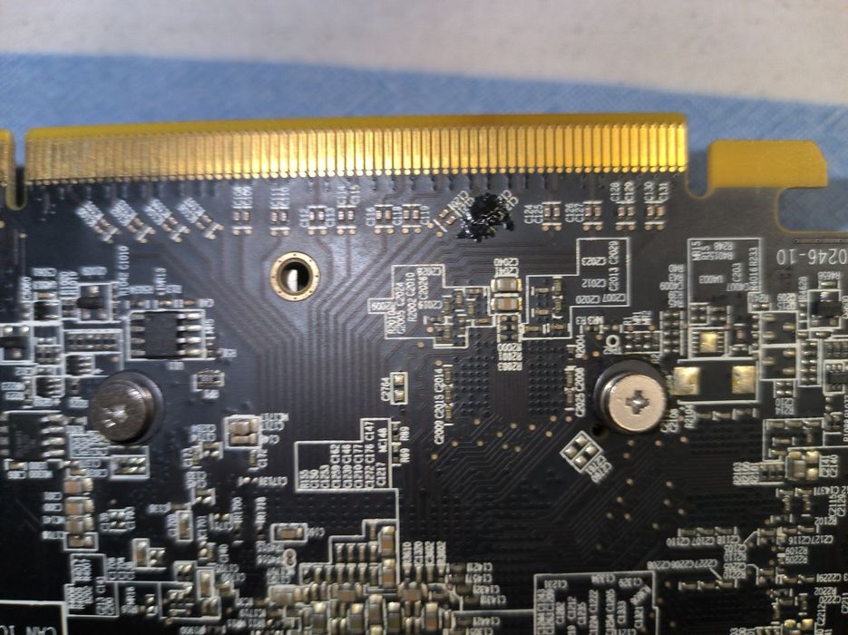 Видео карта AMD RX 470 4gb