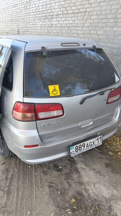 Nissan Liberty сатылады