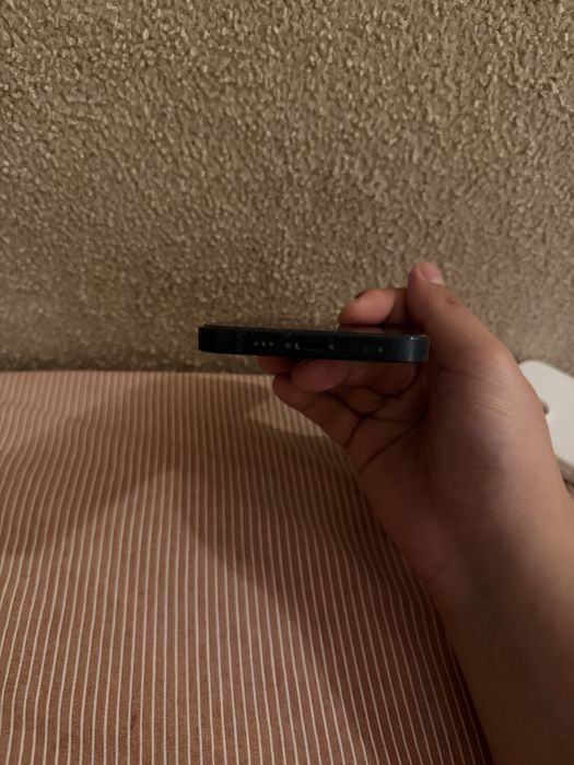 Iphone 13 128гб в идеале с коробкой.