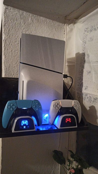 PS5 Slim  в новом состоянии