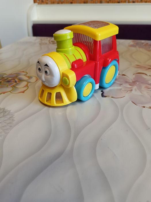 Развивающие игрушки для малышей.