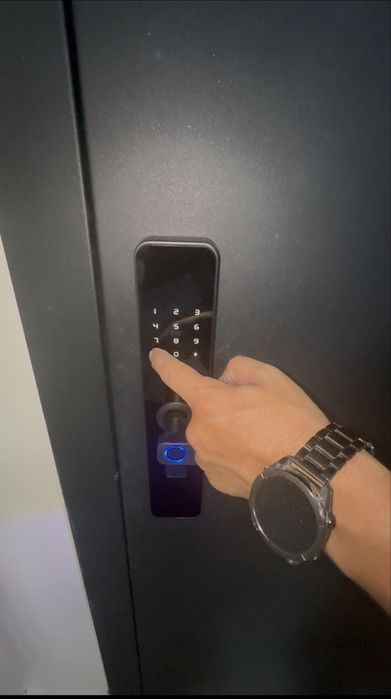Сдаю 2 ком квартиру посуточно