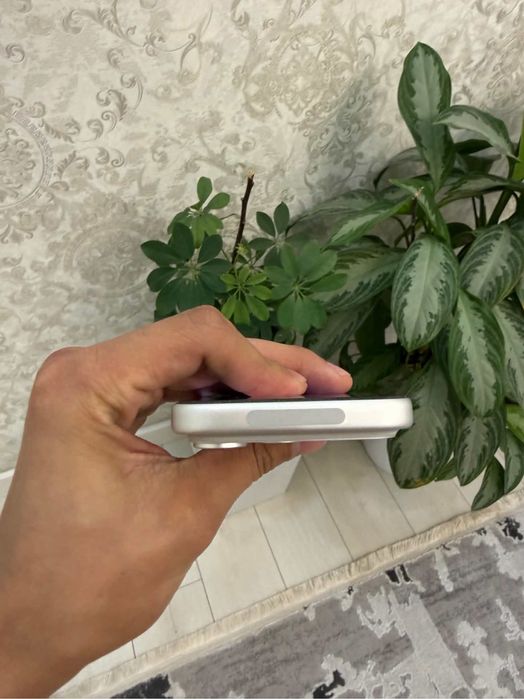 Айфон 17 про 256гб есим