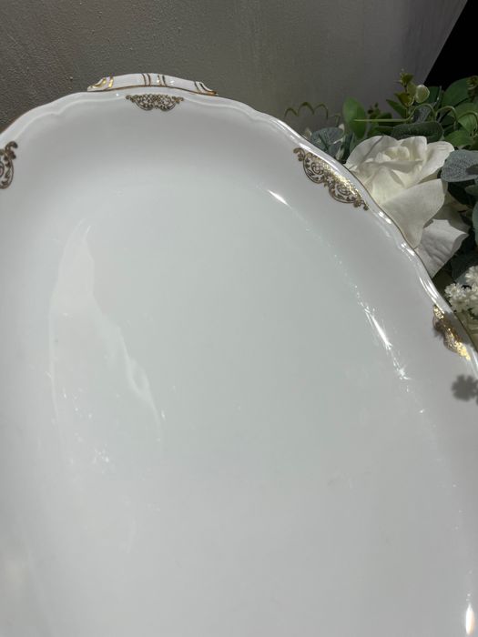 Platiu elegant pentru servit