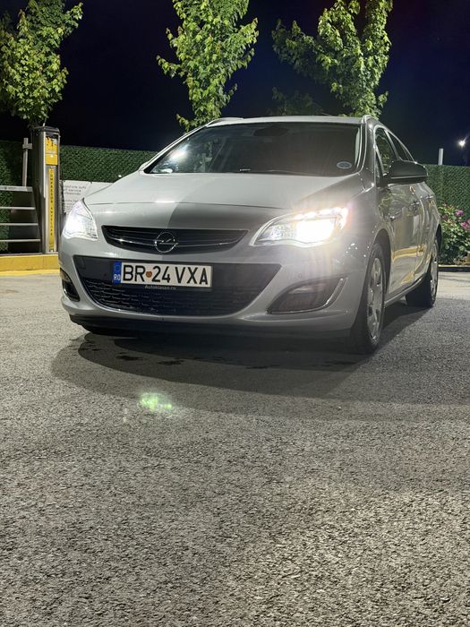 OPEL Astra 2013 — imagine 5