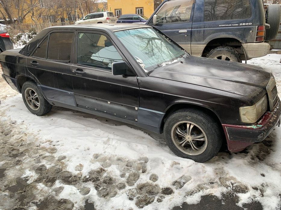 Продам Мерседес 190