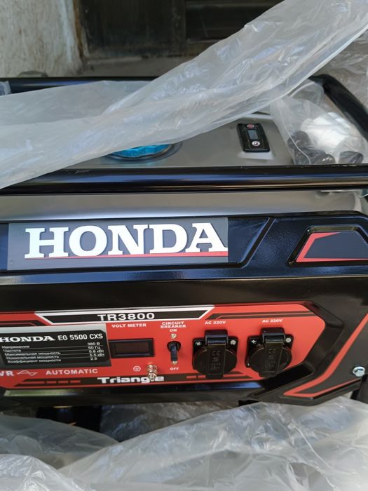 Продам бензиновый генератор