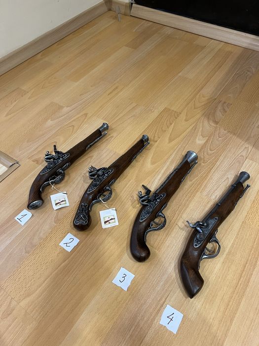 Реплика на кремъклия, различни модели