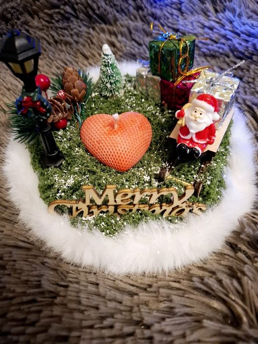 Ръчно изработена коледна декорация