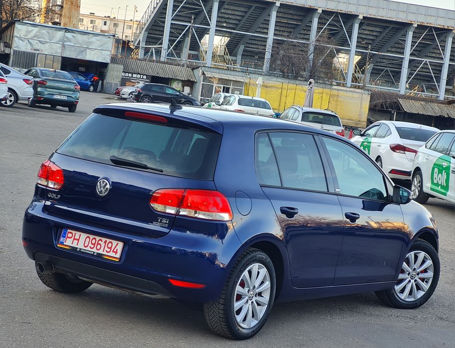 VW Golf STYLE * 2012 * Euro5 * Navi ,Klimă , Start&Stop , ParkAssist