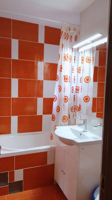 Vând apartament central cu 2 camere