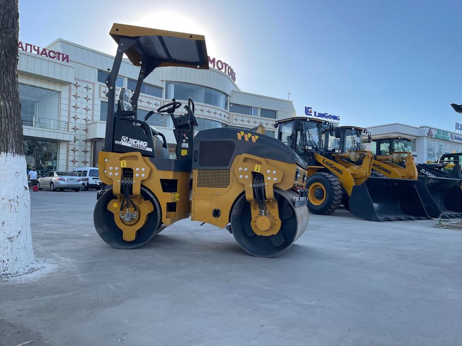 Каток xcmg xmr403. Каток xcmg xmr403