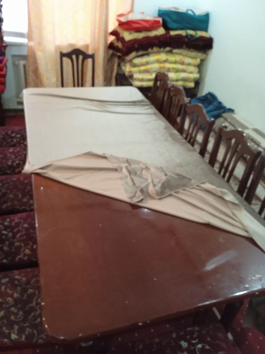 Stol stul 12 talik zudlik bilan