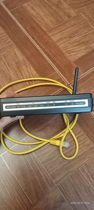 Продам роутер wi-fi  б/у