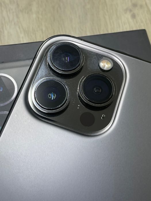 Продам Айфон 13 Про Макс 256г