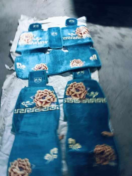 машинаның чехолы