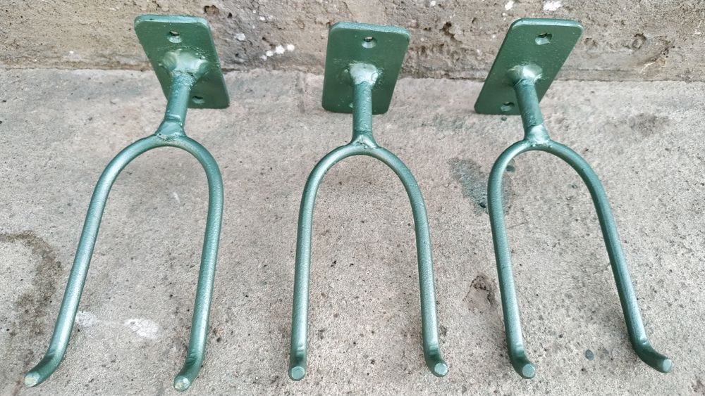 Держатель настенный для гитары