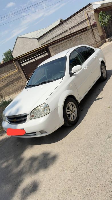 Lasetti yili 2013 Srochna Sotiladi