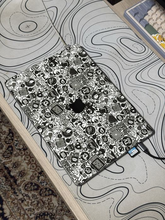 Macbook Pro 14 M1 Pro 16/512 гб.