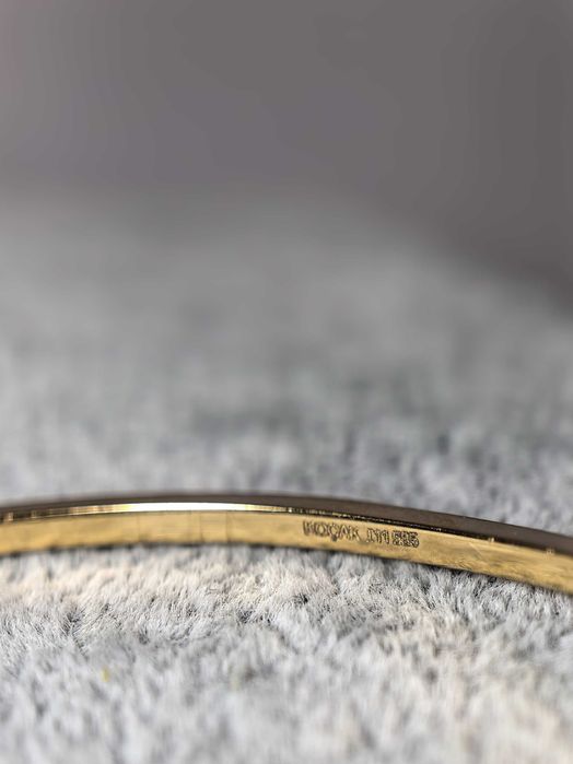 Brățară fixă aur alb și galben 14K cu pietricele, 10,55 g – nouă