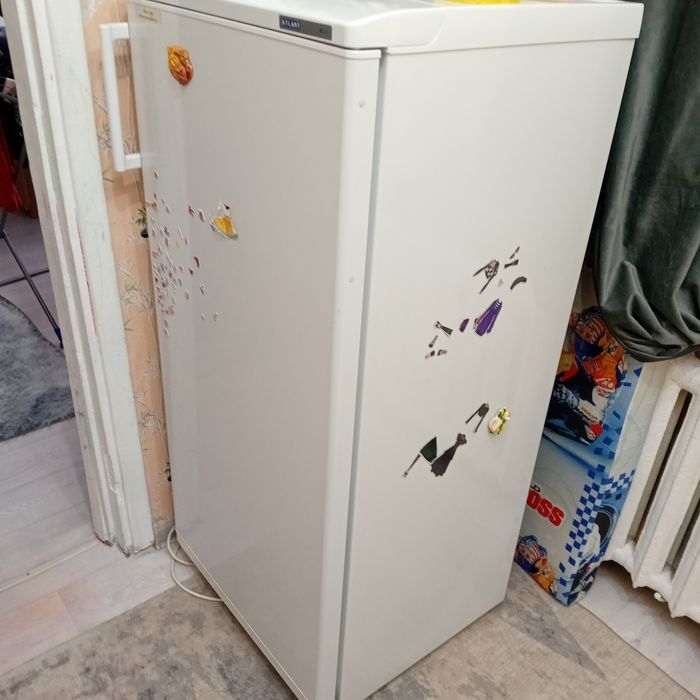 Продам холодильник