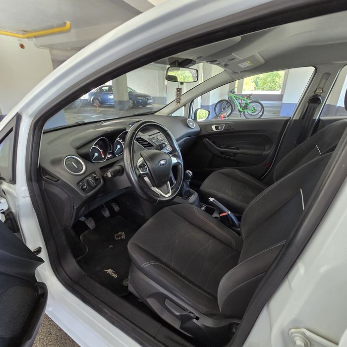 Vand Ford Fiesta