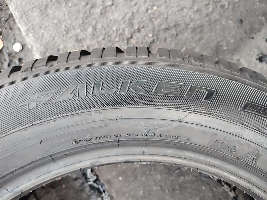 Anvelope iarna 225 60 18