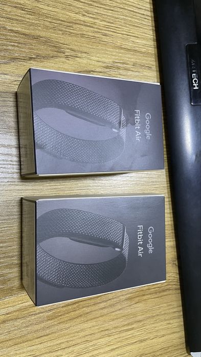 Google FitBit Air