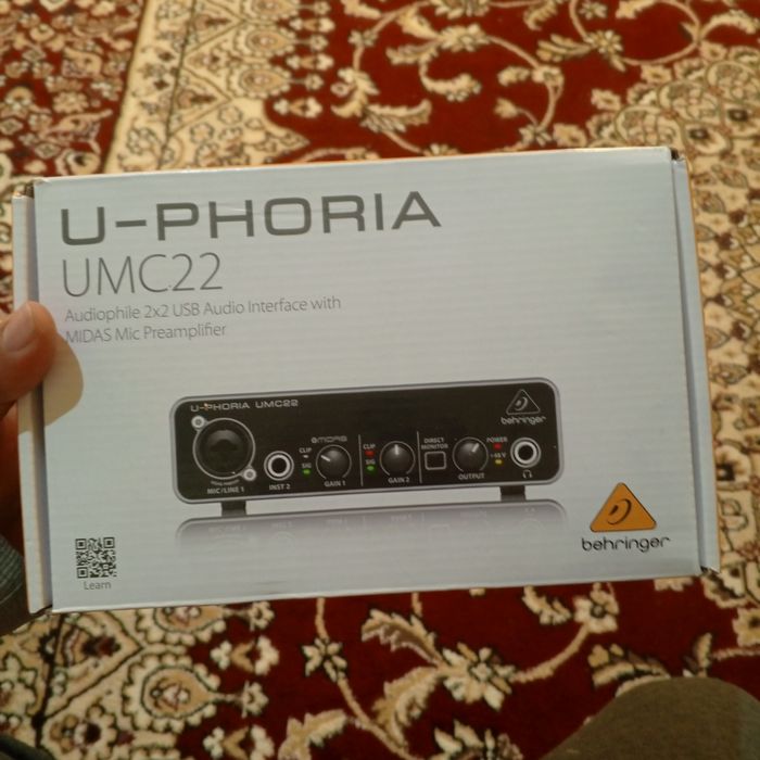 Внешний Звук карт Behrenger