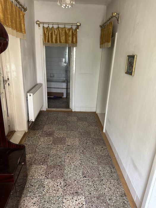 Casa de vanzare -zona Centrala,Teren generos 764mp