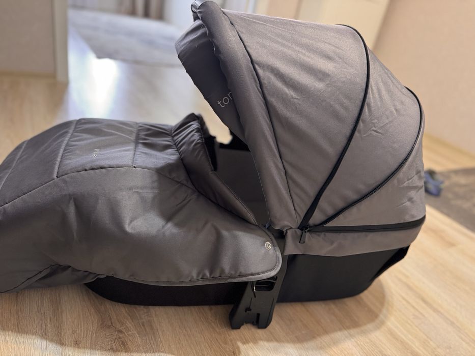 Продам детскую коляску