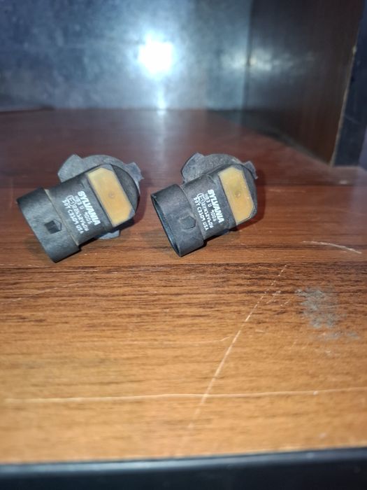 Лампочки hb3  для автомобиля