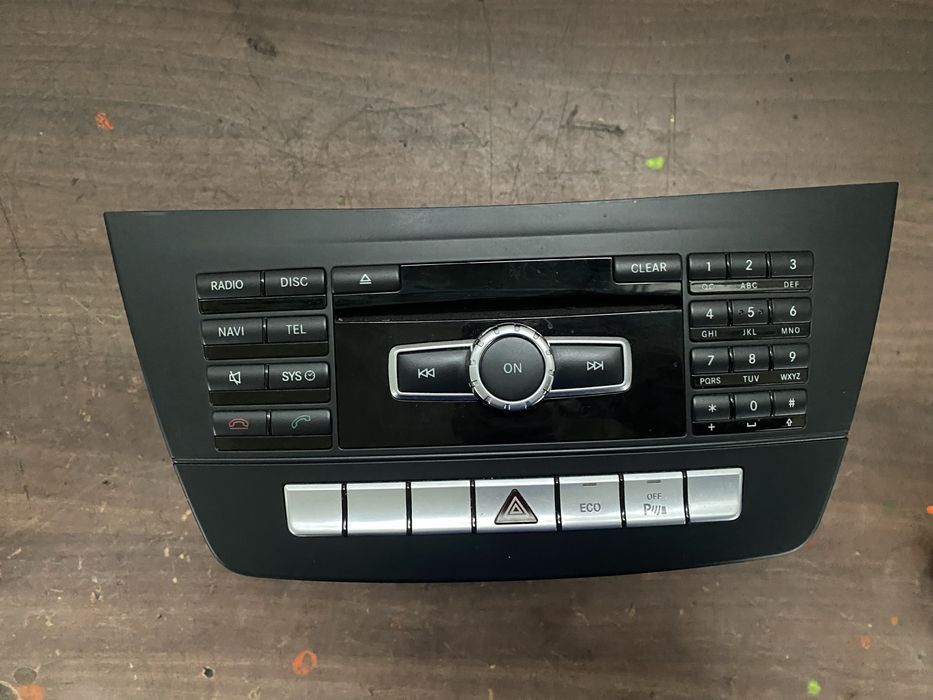 Navigatie completa unitate si display mercedes w204 c204 facelift 2012