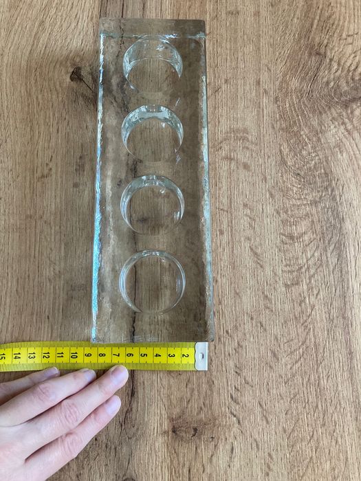 Масивен стъклен свещник