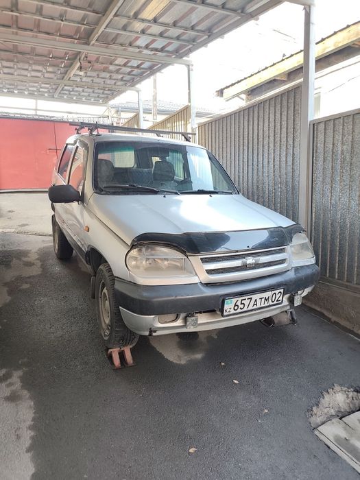 Продам шеви ниву 2004г.