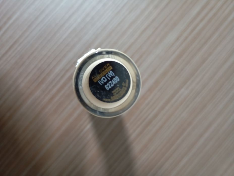 Concealer lancome nou fara eticheta