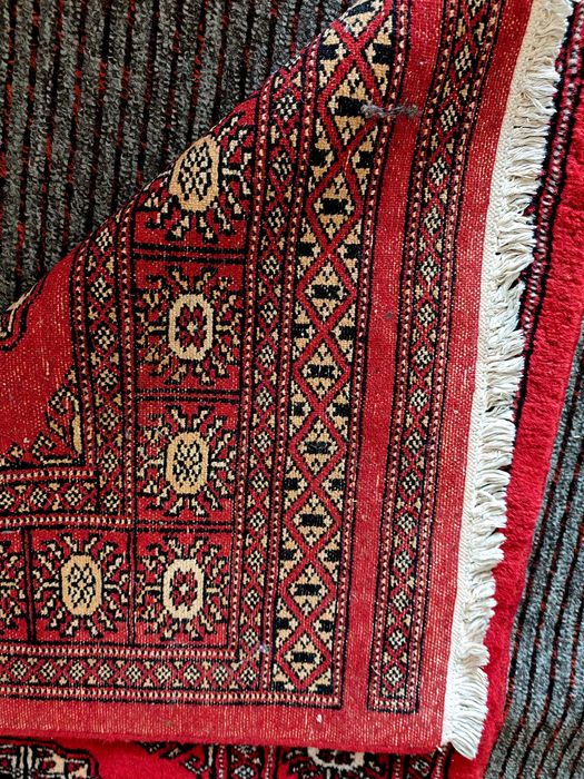 Продаю коврик шерстяной, б/у