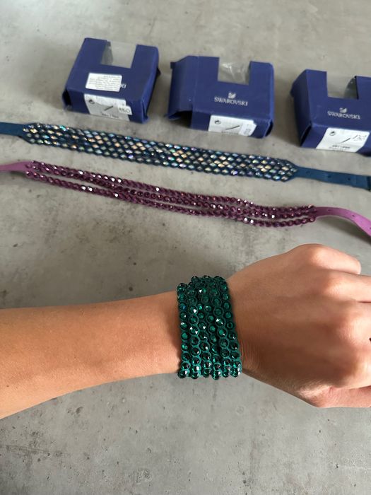 Гривни на Сваровски