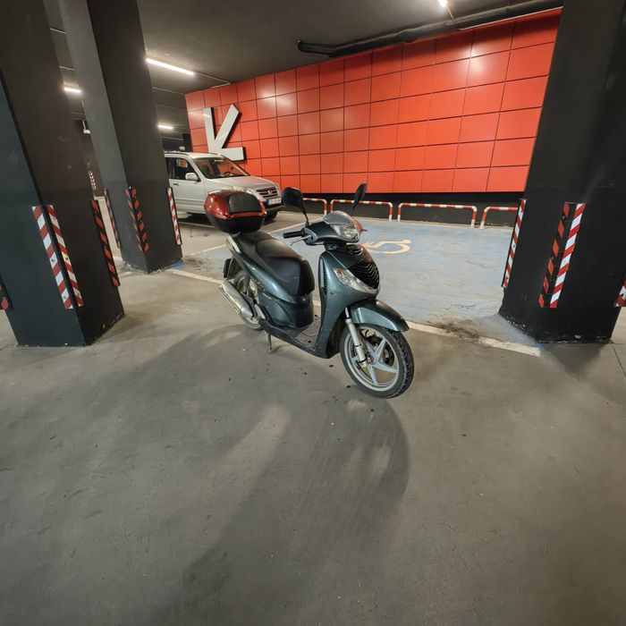 Honda sh 150i скутер