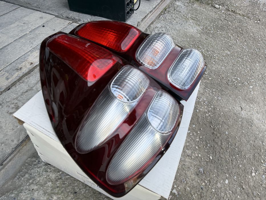 * Prado 120 задние фары - стопы в отличном состоянии не дорого!