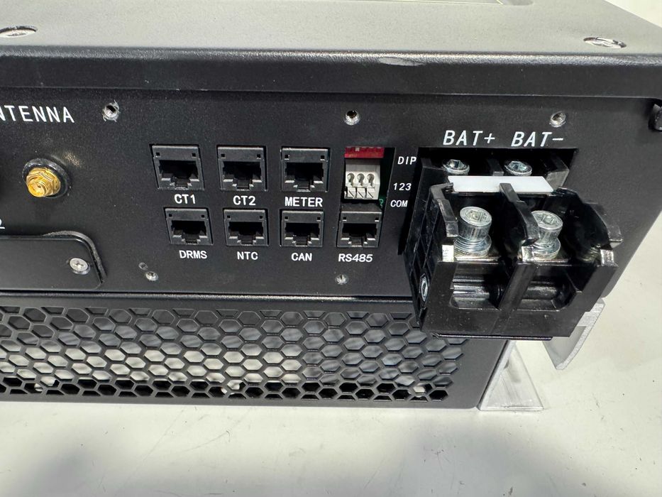 Инвертор соларен - Growatt SPA3000TL BL / AC Coupled